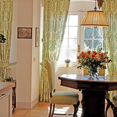 Casa Rosa Apartment *